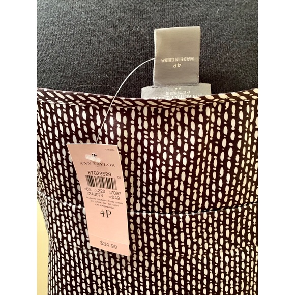 Ann Taylor Spaghetti Strap V-Neck Empire Cut Top - Picture 7 of 8